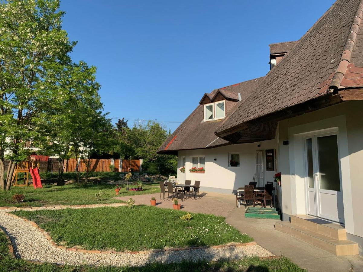 Levendulakert Siofok Apartmanhaz Bagian luar foto